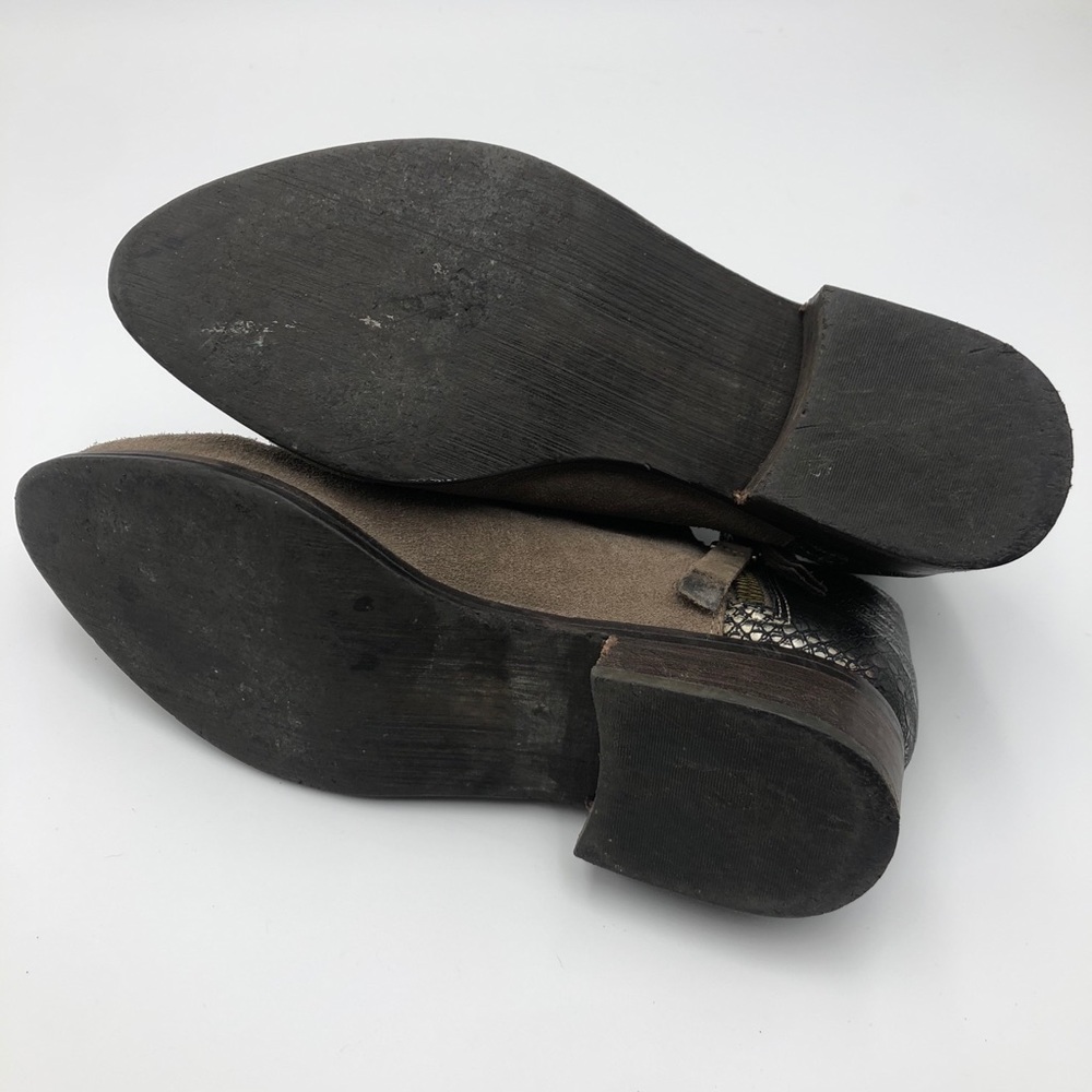 VERY VOLATILE | suede ankle boots size 8 - Picture 7 of 7